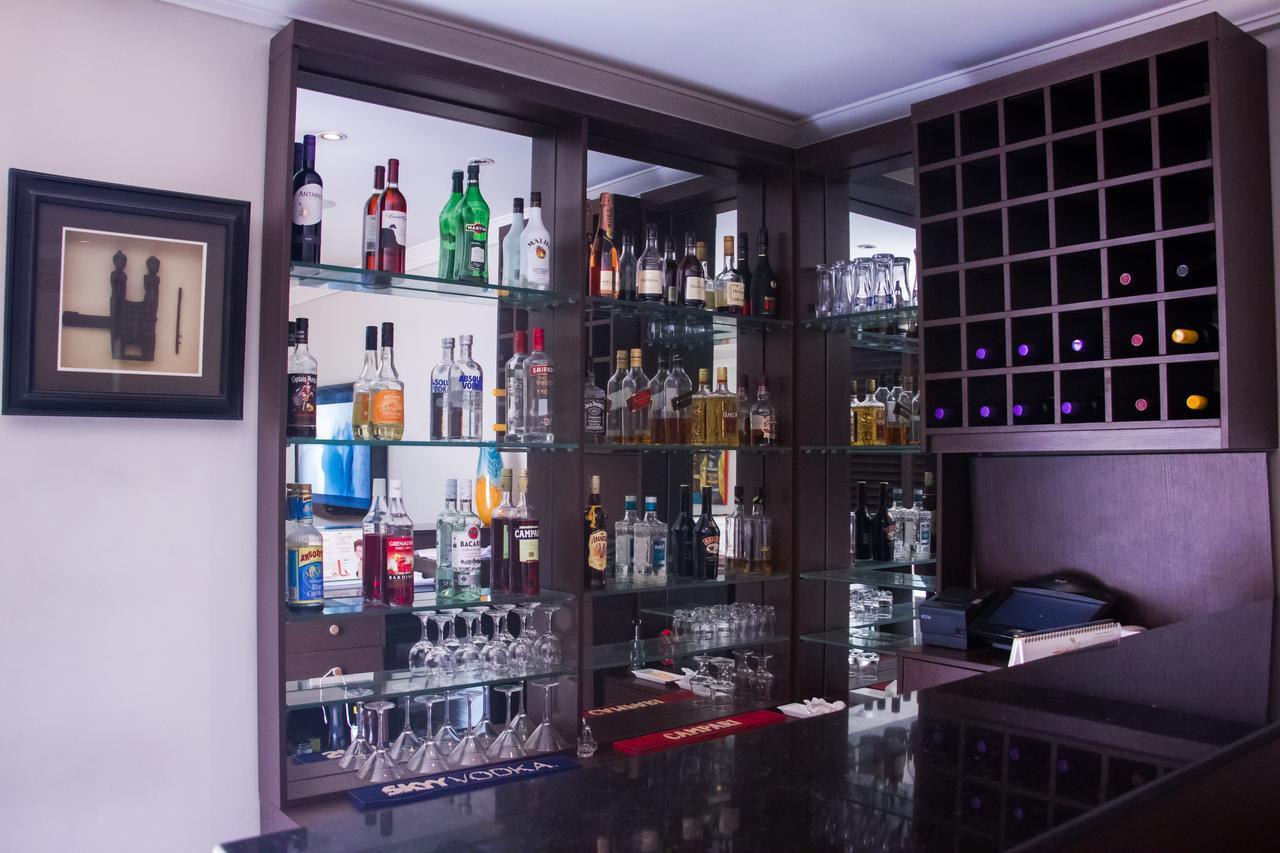 S & S Hotel & Suites Лагос Экстерьер фото