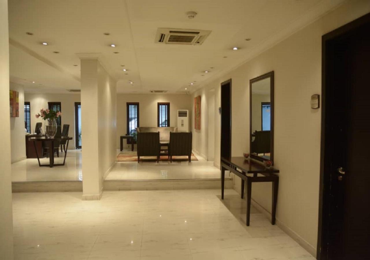 S & S Hotel & Suites Лагос Экстерьер фото